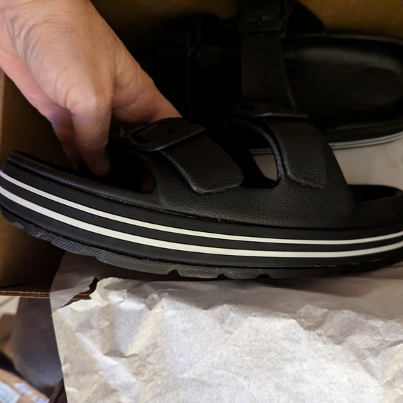 Sadals - Picture 3 of 4